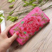 Load image into Gallery viewer, Ethnic Style Purse Single Female Handbag Embroidered Roses Large-capacity Card Bag with Mobile Phone Bag