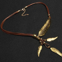 Load image into Gallery viewer, Fashion New Gold Color Boho Style Rope Chain Leaf Feather Pattern Pendant Ladies High Jewelry Choker Personality Necklace