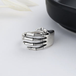 Dark Black Palm Ring Cool Hip Hop Street Ins Style Retro Old Style Fashion Skull Five Claw Ring