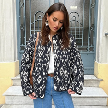 Load image into Gallery viewer, 2024 Spring New Women&#39;s Fashion and Elegance Short and Versatile Printed Quilted Round Face Jacket Coat