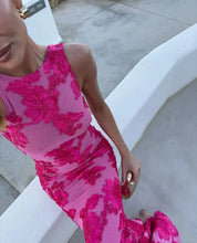 Load image into Gallery viewer, New Elegant Women Sleeveless 3d Flowers Party Dress Embroidery Mesh Slim Hip Package Female Fshion Maxi Dresses Robe