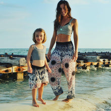 Load image into Gallery viewer, Bloomers parent-child wear loose sports yoga pants