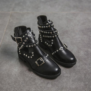 Round head stylish metal rivet belt buckle Martin boots women's boots.