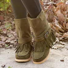 Load image into Gallery viewer, Tassel Flat Sole Large Buckle Hand Sewn National Style Cotton Boots