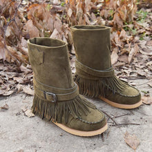 Load image into Gallery viewer, Tassel Flat Sole Large Buckle Hand Sewn National Style Cotton Boots
