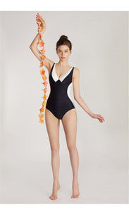 Retro Black and White Color Matching Holiday One-piece Swimsuit