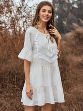 Load image into Gallery viewer, Spring and Summer Solid Color Stitching Flounce Fringed Neckline Lace Trumpet Sleeve Dress