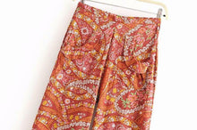 Load image into Gallery viewer, Bohemian Printed Stitching Pocket Flared Pants