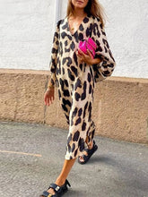 Load image into Gallery viewer, Autumn and Winter New Fashion Leopard Pattern Loose Lantern Sleeve Dress Long Dress