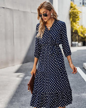 Load image into Gallery viewer, Original Design Innovative Women's Spring/summer 2021 Classic Wave Point Print Dress