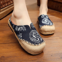 Load image into Gallery viewer, National style flax shoes round head dragon totem handmade cotton and linen stitching couples shoes