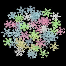 Load image into Gallery viewer, 50Pcs Luminous Snowflake Wall Stickers Glow In The Dark Decal for Kids Baby Rooms Bedroom Christmas Home Decoration Navidad 2021