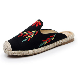 New Embroidered Leaves Slippers Women Wear Beach Shoes Hemp Rope Straw Fisherman Shoes Flat Muller Shoes