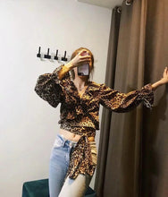 Load image into Gallery viewer, Leopard Print Long Sleeve Casual Tops