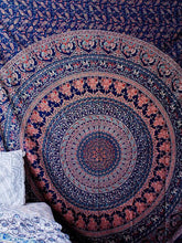 Load image into Gallery viewer, Vintage Bohemia Mandala Floral Beach Tapestry