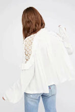 Load image into Gallery viewer, Human Cotton Crepe Lace Bohemian Retro Stitching Openwork Pullover Loose Blouse