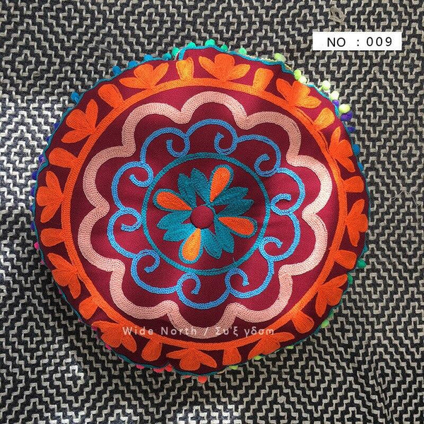 Bohemian Tatami Cushion Cute Pillow  Fluffy Pillow   Embroidered Futon Chair Cushion Round Tassel with Core  Pillow Decorative