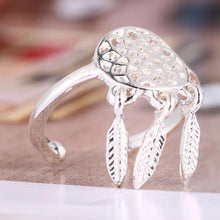 Load image into Gallery viewer, Dreamcatcher Hollow feather Adjustable alive gold and silver alloy ring