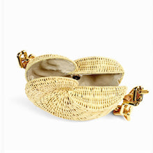 Load image into Gallery viewer, Woven straw woven bag shell shape rattan woven bag personalized acrylic chain shoulder bag