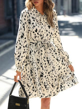 Load image into Gallery viewer, Summer Fashion Printed Long Sleeved Waist Slimming Dress