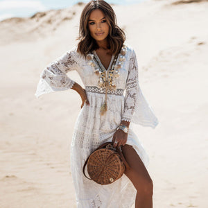 Lace-paneled lace, fringed flared sleeves, maxi dress