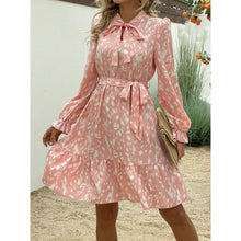 Load image into Gallery viewer, Summer Fashion Printed Long Sleeved Waist Slimming Dress