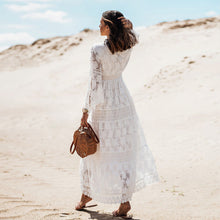 Load image into Gallery viewer, Lace-paneled lace, fringed flared sleeves, maxi dress