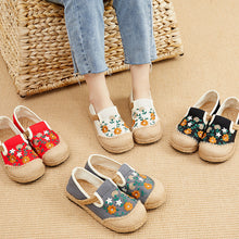 Load image into Gallery viewer, spring embroidered shoes flat-heeled, low-cut embroidered shallow shoes, literary and ethnic style women&#39;s shoes linen casual shoes