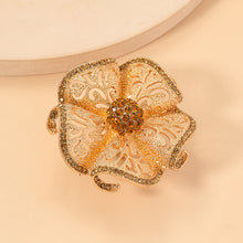 Load image into Gallery viewer, Fashion new exaggerated opening three-dimensional noble temperament retro hollow diamond flower big ring