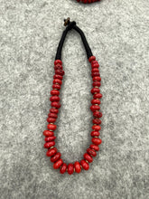Load image into Gallery viewer, Tibetan Nepalese jewelry Handmade palace women&#39;s colored glaze red retro exaggerated large necklace in national style