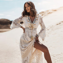 Load image into Gallery viewer, Lace-paneled lace, fringed flared sleeves, maxi dress