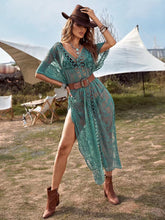 Load image into Gallery viewer, Shade beach loose big hem short-sleeved beach cardigan bikini swimsuit outside with thin beach sunscreen women