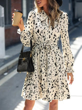 Load image into Gallery viewer, Summer Fashion Printed Long Sleeved Waist Slimming Dress