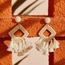 Load image into Gallery viewer, New vintage rattan tassel earrings earrings Bohemian handmade raffia earrings