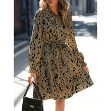 Load image into Gallery viewer, Summer Fashion Printed Long Sleeved Waist Slimming Dress