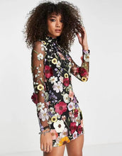 Load image into Gallery viewer, Three-dimensional flowers wrap hip sexy dress