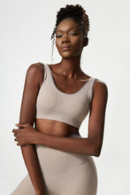 Load image into Gallery viewer, Sports bra female buckle yoga bra seamless yoga bra