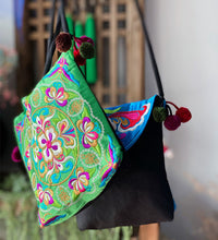 Load image into Gallery viewer, Half Original Design Ethnic Style Bag Ethnic Style Oblique Hanging Bag Mobile Phone Bag