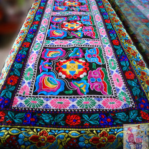 National Bar Tablecloth Decorative Embroidery Tablecloth Bay Window Cushion Sofa Cover Blanket
