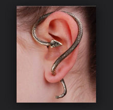 Load image into Gallery viewer, 1PC Retro Cool Punk Jewelry Fashion Snake Earrings Ear Cuff