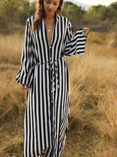 Load image into Gallery viewer, Stylish Women&#39;s Big Striped Comfortable Ultra-long Shirt Single-button Edgy Shirt