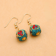 Load image into Gallery viewer, Nepalese style simple earrings