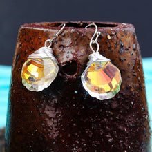 Load image into Gallery viewer, Shell Shape Bling Crystal Magic Eardrop Pendant Handmade Wire Earrings